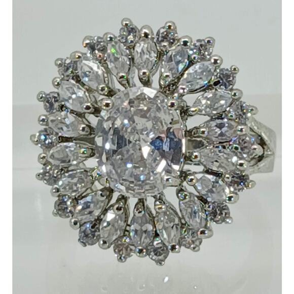 Vintage Ring Size 8 Silver Tone White Gold GP CZ Diamond Cocktail - Picture 1 of 10